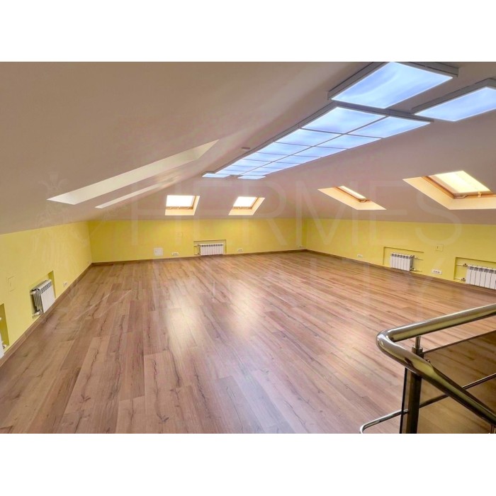 Большая Серпуховская улица, 12/11с6 - 215,90 кв.м. - Продажа здания, ОСЗ, особняка