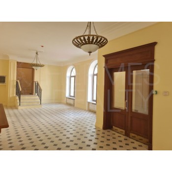Чистова улица, 10 - 2100,00 кв.м. - Продажа здания / особняка в ЮВАО