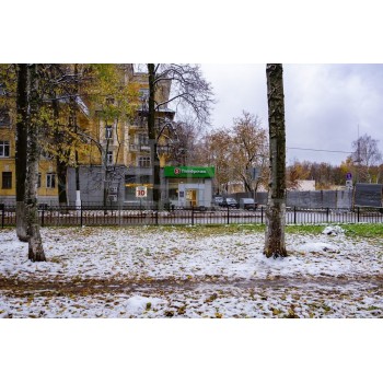 Октябрьская улица, 10 - 2700,00 кв.м. - Продажа здания / особняка в